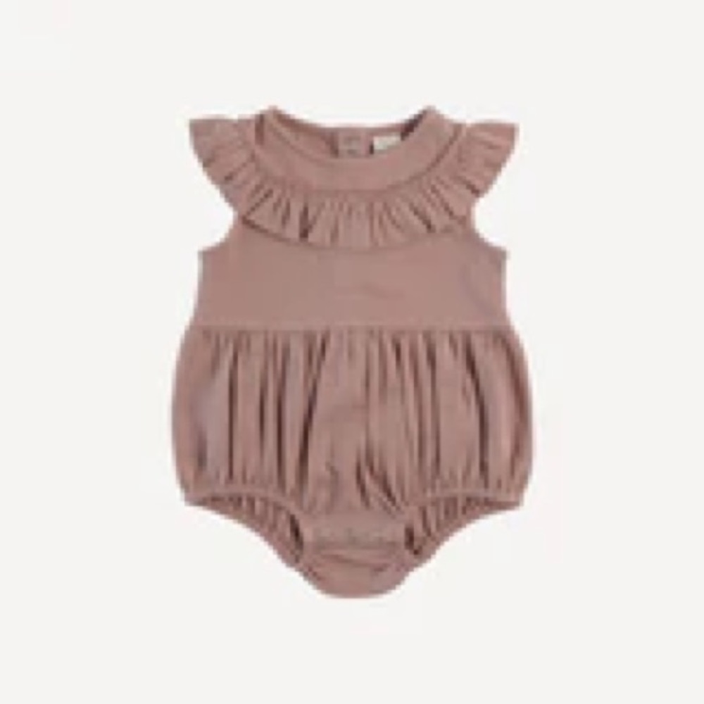 Kate Quinn ash pink  Ruffled Baby Bubble organic cotton